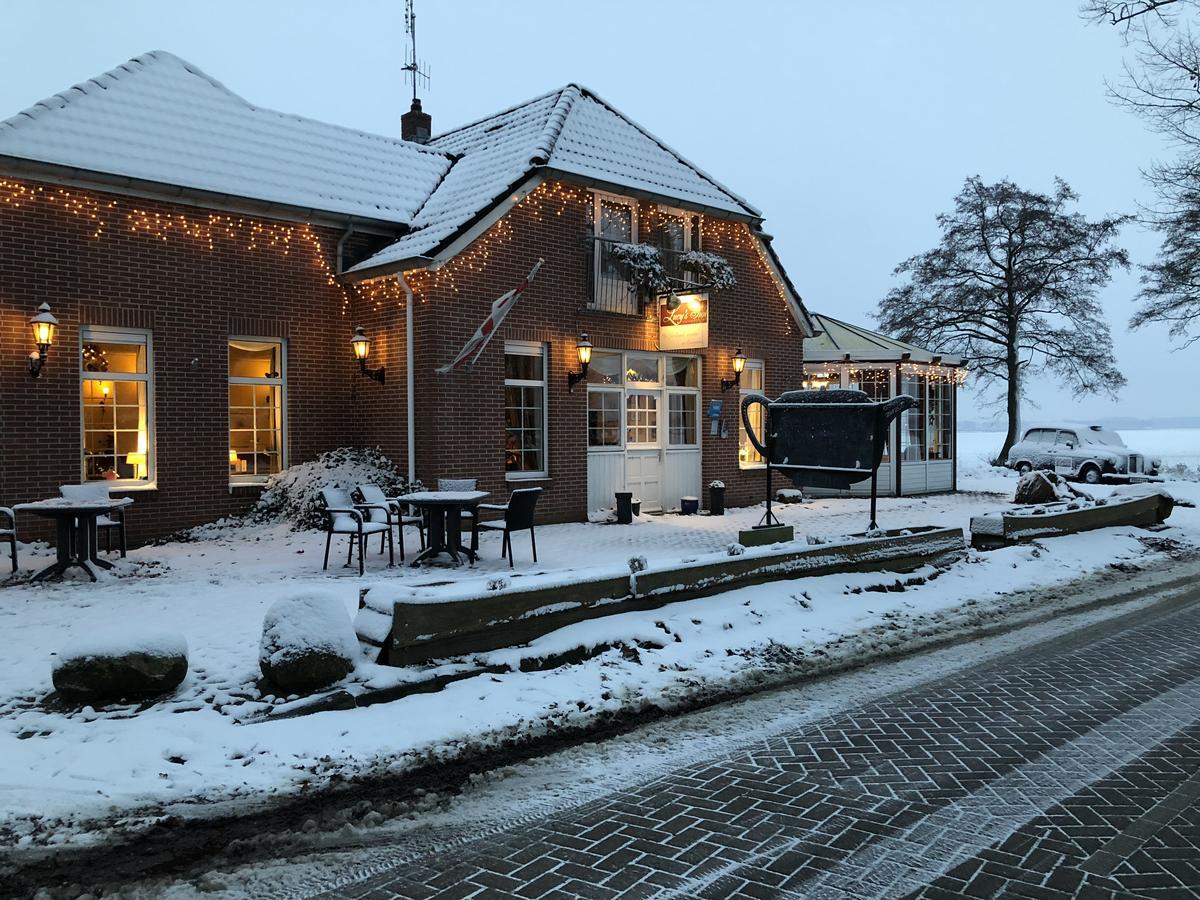 Lucy'S Inn Eesergroen Luaran gambar