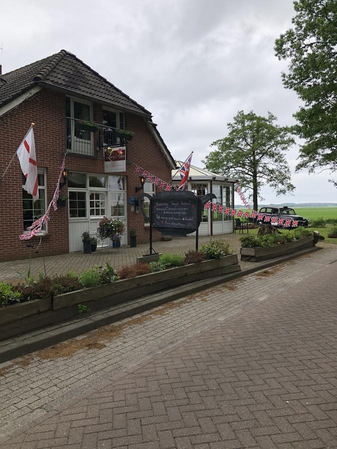 Lucy'S Inn Eesergroen Luaran gambar
