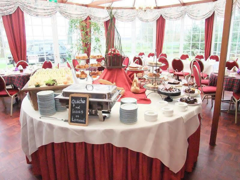 Lucy'S Inn Eesergroen Luaran gambar